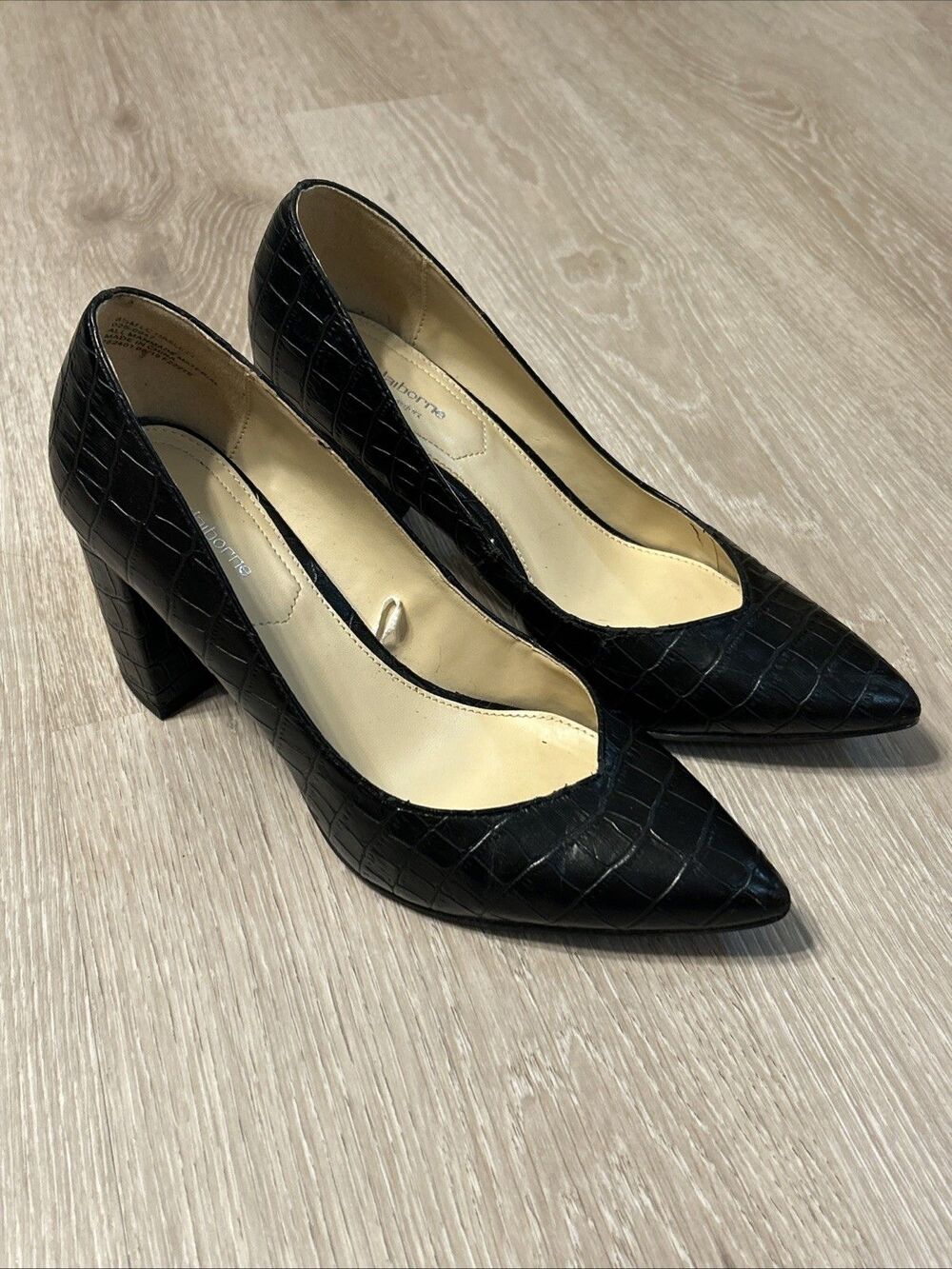 Liz Claiborne Haslett Black Block Heels Shoes Comfort Vegan Leather Sz 8.5